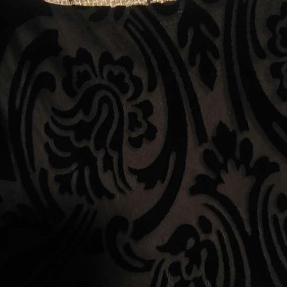 Vintage petite  black velvet dress Add to  bundle + I'll reduce shipping! - Picture 2 of 4